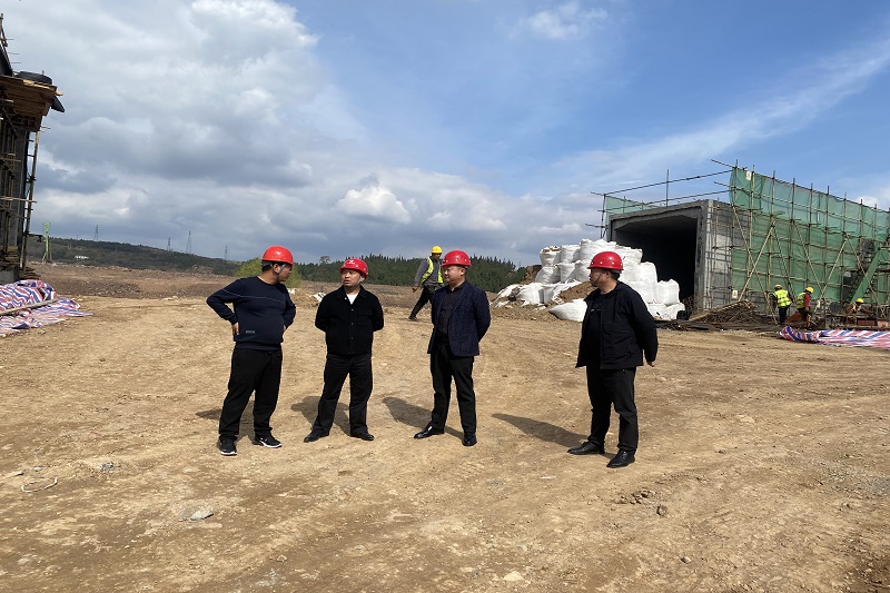 拼經(jīng)濟，比發(fā)展②┃范文偉督戰(zhàn)在建項目